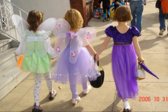halloween walk4.jpg