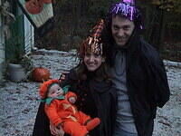 KeriBarnEm_Hallow04.jpg